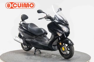 SUZUKI BURGMAN 200