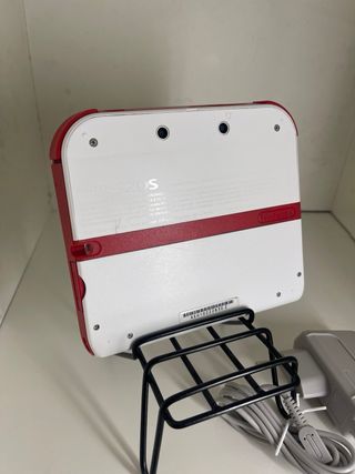 Nintendo 2DS Bianca e Rossa + Animal Crossing