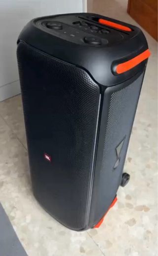 Altavoz JBL PartyBox 710 alquilo o venta
