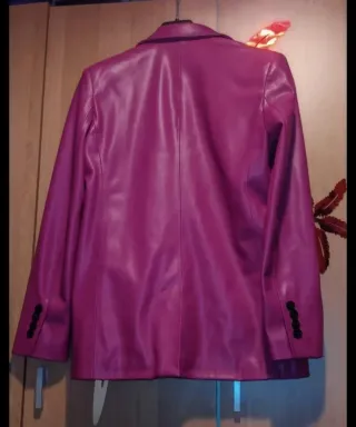 Americana efecto piel fucsia Talla S