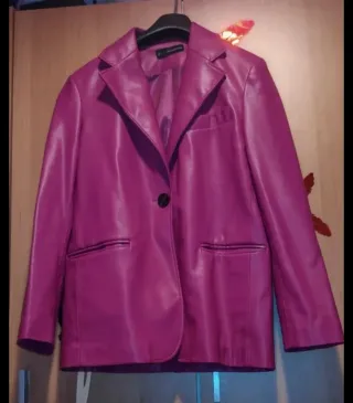 Americana efecto piel fucsia Talla S