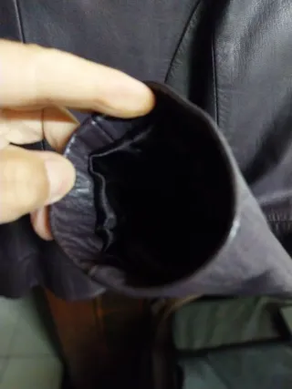 Cazadora de cuero morada talla M