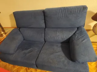 2 Sofás de 2 plazas en tela azul
