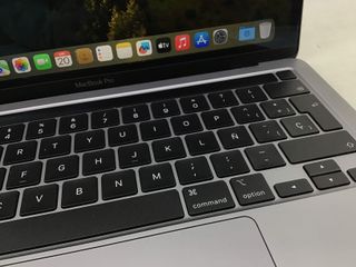 portatil apple apple macbook pro m1 8-core 3.2 13 (2020) (a2338)