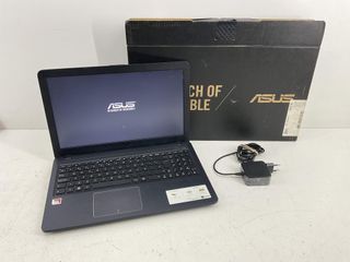 pc portatil asus sonic master