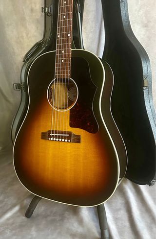 Gibson J-45 Standard Electroacústica USA