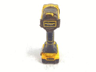taladro a bateria dewalt dcf894