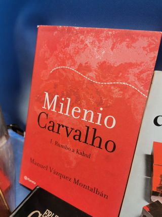 NOVELA NEGRA, 8 libros, uno repetido