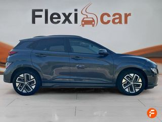 Hyundai Kona 150kW EV Style 484km