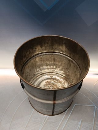 Cubo papelera infantil metálica, años 80 de la marca Balvi.  Walt Disney. Mickey