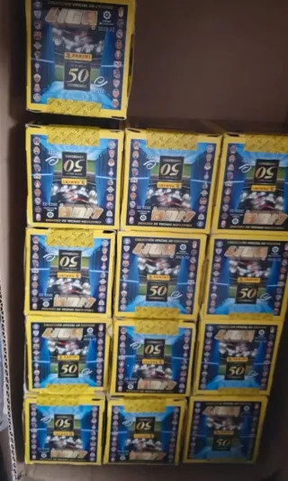 Caja de cromos Liga Este 21/22 Panini