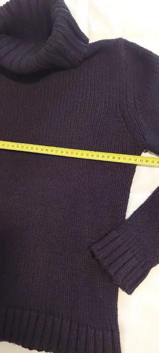 Jersey cuello alto mujer negro