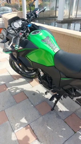 Kawasaki Versys 300 Trail Moto. A2
