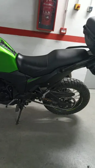 Kawasaki Versys 300 Trail Moto. A2