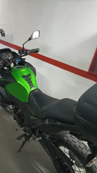 Kawasaki Versys 300 Trail Moto. A2