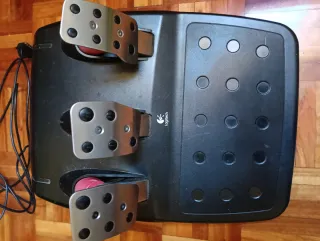 Pedales Logitech G27
