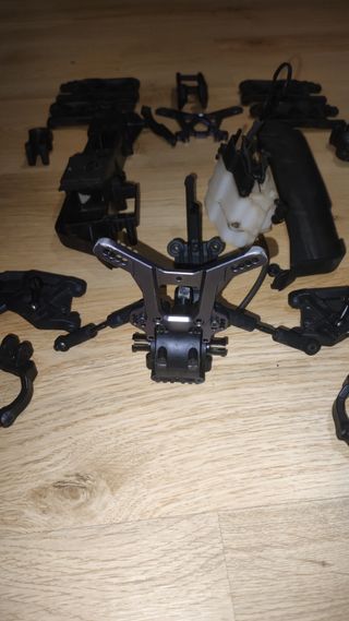 Tekno EB48 4.0 Peças de Reposição