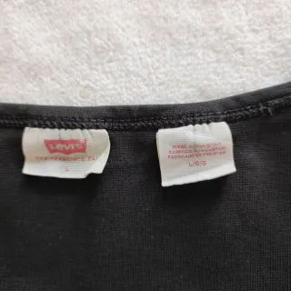 Camiseta Levi's Negra