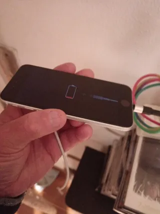 2 iPhones para piezas