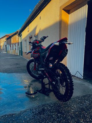 UM DSR Enduro Manual Excelente Estado