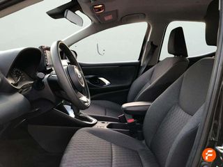 Toyota Yaris 1.5 120H Business Plus