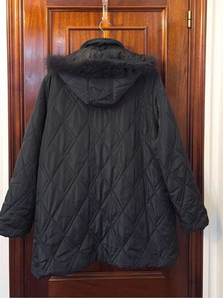 Abrigo acolchado- Talla XXL