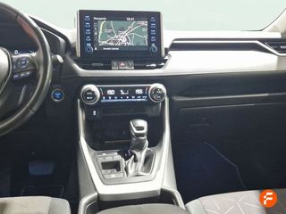 Toyota Rav4 2.5l 220H Advance