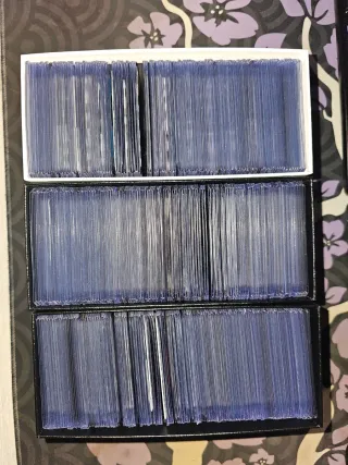 Pokemon Cartas y producto para intercambio