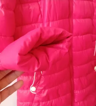 Jaqueta acolchoada vermelha com capuz XL pequeno