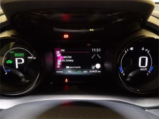 TOYOTA Yaris 1.5 120H Style Plus