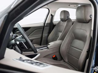 Jaguar F-Pace F-Pace 2.0 i4 Pure AWD