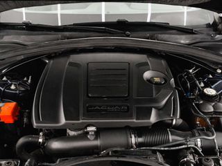 Jaguar F-Pace F-Pace 2.0 i4 Pure AWD