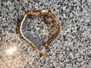 Relógio Citizen Dourado Clássico