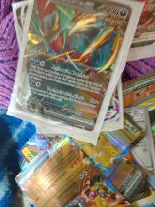 Carta Pokémon Zapdos GX 200 HP
