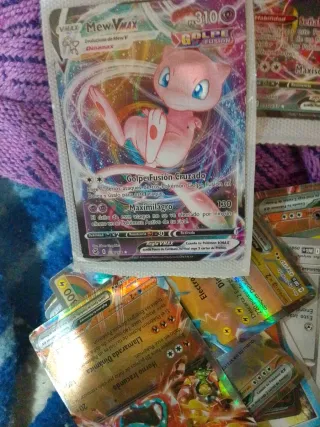 Carta Pokémon Zapdos GX 200 HP