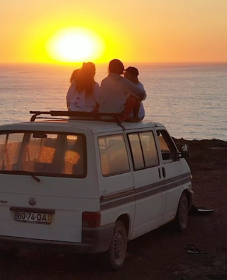Se busca staff Surf Camp Portugal, Sagres