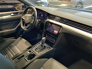 Volkswagen Passat Variant R-Line 1.5 TSI 110kW (150CV) DSG