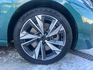Peugeot 308 5P Allure Hybrid 180 eEAT8