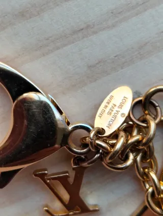 Louis Vuitton Charm Flor Ivy Dorado