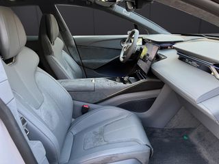 Lotus Eletre 600 GT SE