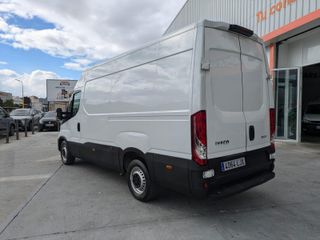 IVECO Daily 2.3 TD 33S 12 A8 V 3520L/H2 12 M3