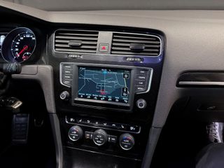 VOLKSWAGEN Golf GTI 2.0 TSI 220CV BMT