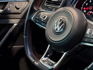 VOLKSWAGEN Golf GTI 2.0 TSI 220CV BMT