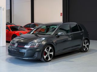 VOLKSWAGEN Golf GTI 2.0 TSI 220CV BMT