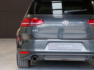 VOLKSWAGEN Golf GTI 2.0 TSI 220CV BMT