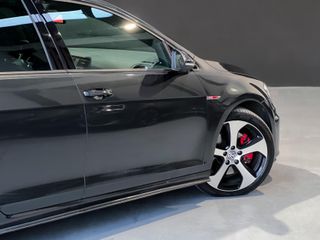 VOLKSWAGEN Golf GTI 2.0 TSI 220CV BMT