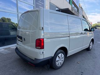 Volkswagen Transporter T6 2.0TDI 2022
