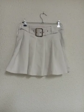 3 Faldas Cortas Volantes Tallas S/M. Precio todas