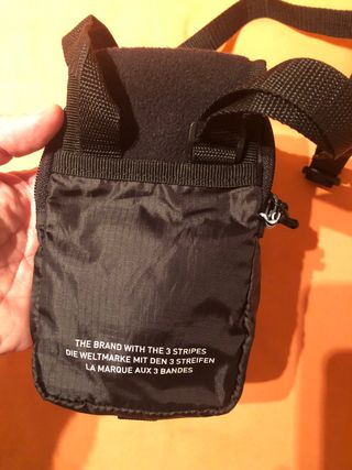 Bandolera Adidas Negra
