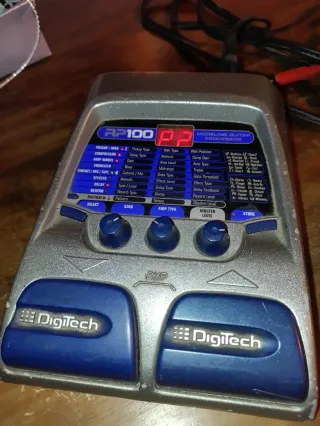 Digitech RP100 Pedaliera Effetti Chitarra basso